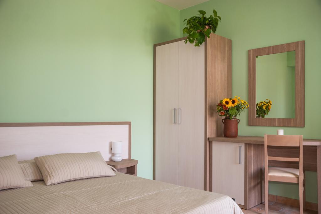 テーラモ Casa Delfico Ristoro In Famigliaゲストハウス 部屋 写真